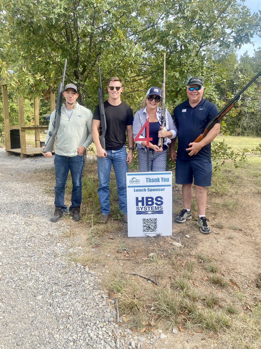 Lisa Stout Bennett tweet media