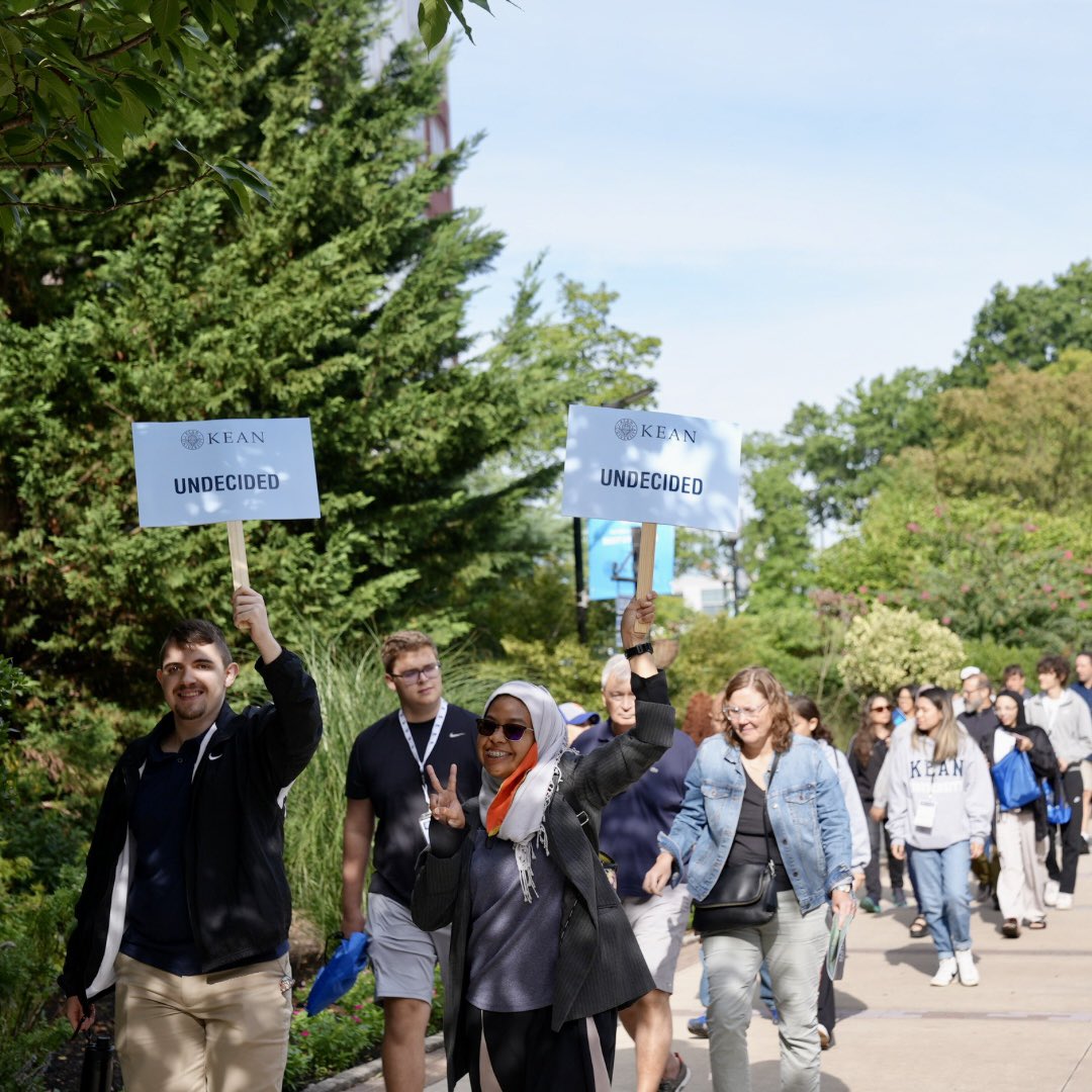 KeanUniversity's tweet photo. Kean's Undergraduate Open House is underway at Harwood Arena. 

Prospective students and their families are learning about Kean's outstanding academic programs and campus life, and taking tours of our beautiful main campus. Join us at noon for the afternoon session. See you there!