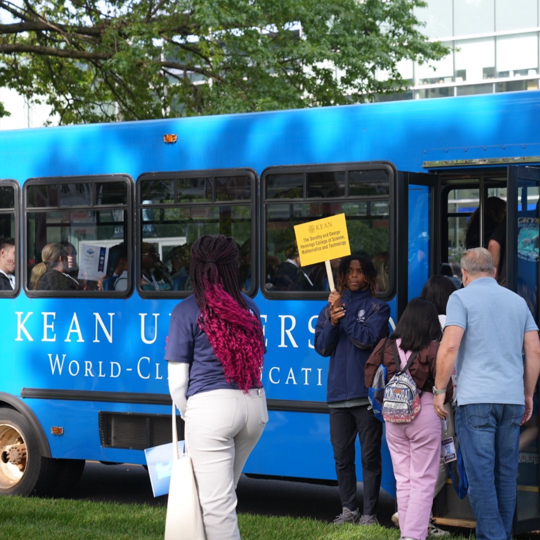 KeanUniversity's tweet photo. Kean's Undergraduate Open House is underway at Harwood Arena. 

Prospective students and their families are learning about Kean's outstanding academic programs and campus life, and taking tours of our beautiful main campus. Join us at noon for the afternoon session. See you there!