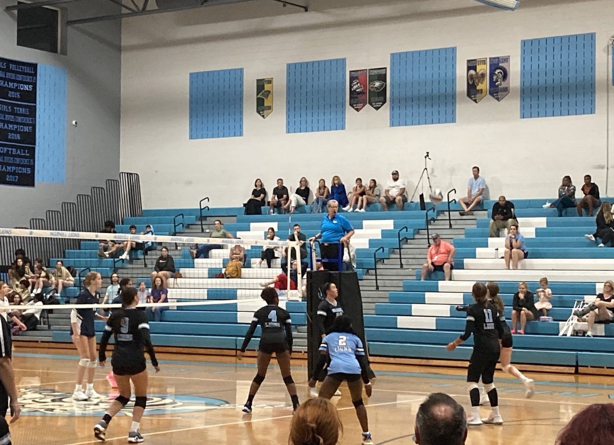 msgishwhs's tweet image. Week 3 and we are settling into the 23-24SY here at the Den 🦁🩵🤍🖤🦁 #withPRIDE @WarhillHigh @WHSPrin_WJCC