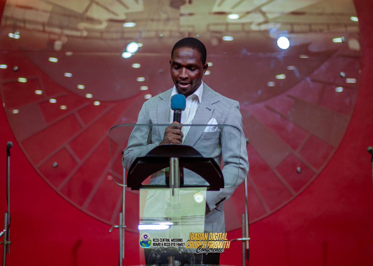AjayiAndrewKeh1's tweet photo. If there is anything that will get us closer to fulfilment, it is to build men. Raising men who do not even look like where they are going.

Lesson from the life of David.

My assignment is LEADERSHIP development!
#AndrewK
#leadership
#conference
#mindbuild
#IbadanDigitalChurch https://t.co/dsTuXh2JAf