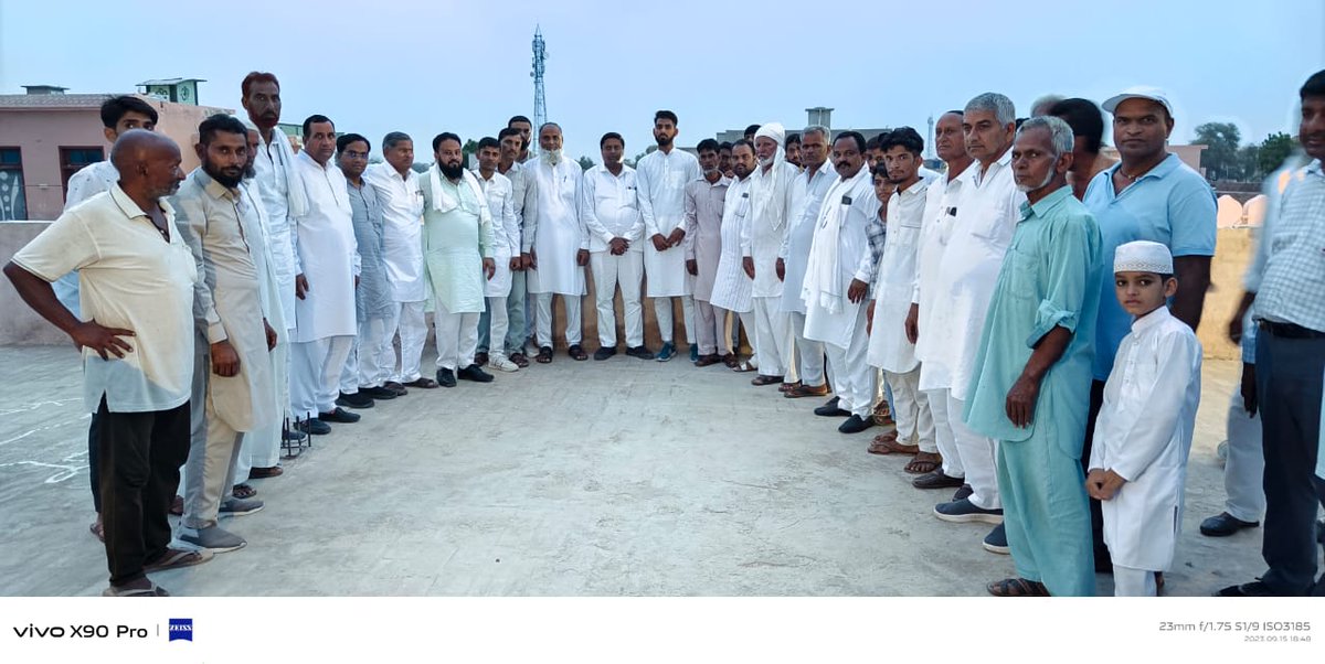 मदरसा जामिया इस्लामिया फैजुला उलुम फेफाना में विधायक निधी से 10.00 लाख की लागत से निर्मित एक कक्षा कक्ष का लोकार्पण किया ।
<a href="/INCRajasthan/">Rajasthan PCC</a>
