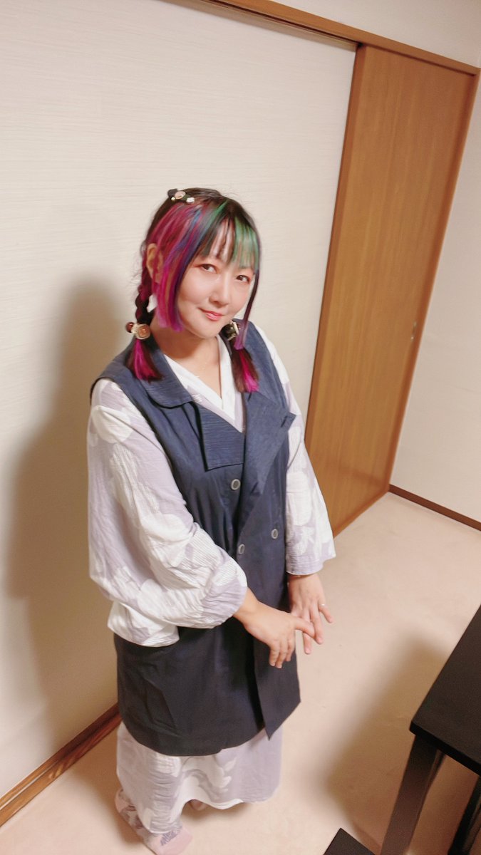 momoiktkr's tweet photo. #寺談 ご参加くださいました方ありがとうございました𓇢𓅮
由緒あるお寺で、こわくてたのしく、心あたたまる時間でした……！ https://t.co/wx1NJICD7d