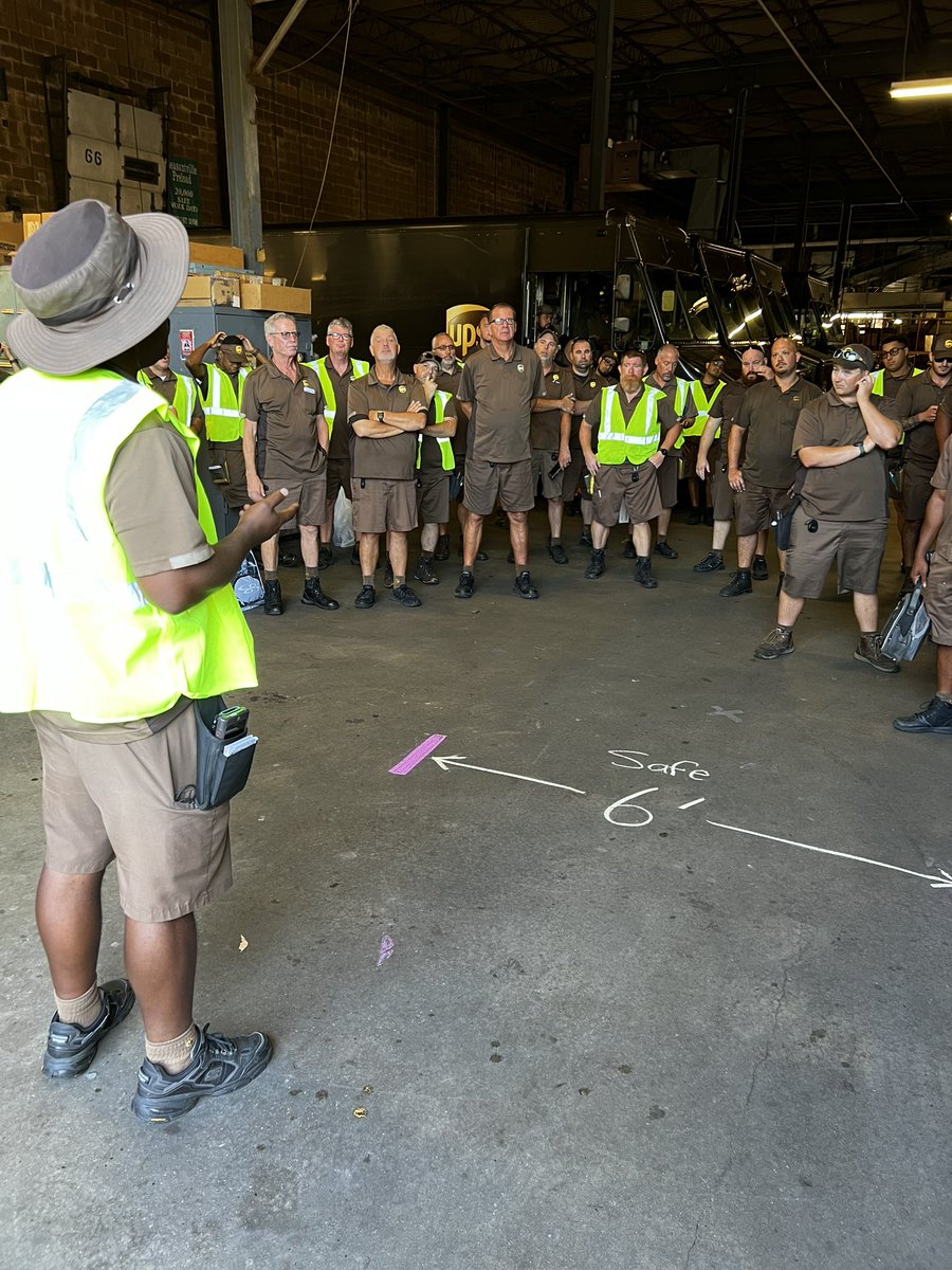 UPSManJohn's tweet photo. It’s #Tier3Thursday and Calvin is reminding us to practice #SafeSix as in leave 6 feet on each of the 6 sides of your vehicle! This will prevent hitting stationary objects as well as being hit while parked. Drivers were asked to send a picture in showing their safe 6 parking. https://t.co/uHwBJgc56c