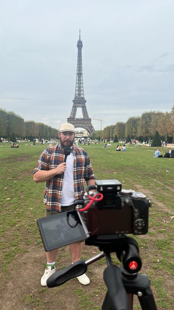 ❕BREAKING NEWS❕

Rugby man in hat talks rugby at Rugby World Cup. 🏉

More at 10. 
#RWC2023