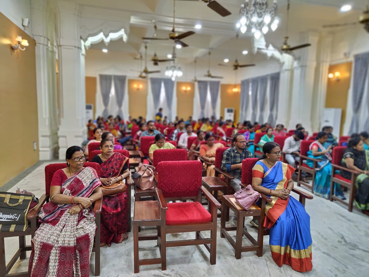 AkshaySAgrawal's tweet photo. Celebtated the 6th Rashtriya Poshan Maah 2023 at Mayurbhanj Odisha today.. Theme of the programme was “Suposhit Bharat, Sakshar Bharat, Sashakt Bharat”.. 
@DM_Mayurbhanj @WCDOdisha https://t.co/cAff8KAucg