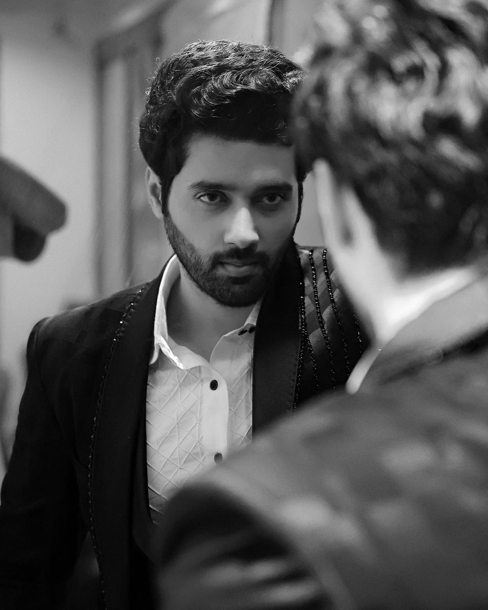 diljit_nahar's tweet photo. Showtime 🌟 @iutkarsharma #utkarshsharmafan #utkarsharma #utkarshsharma #utkarshsharmacrazyfan #iutkarshsharma #iutkarsharma #gadar2success #gadar2movie https://t.co/FiXg7o41jR