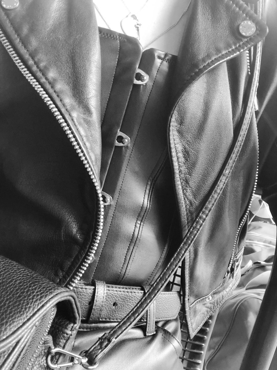 Mistress__Eve's tweet photo. Your leather goddess fantasies might come true… if you impress me.

Femdom Findom Paypig cuck https://t.co/fM2UqzeA6r