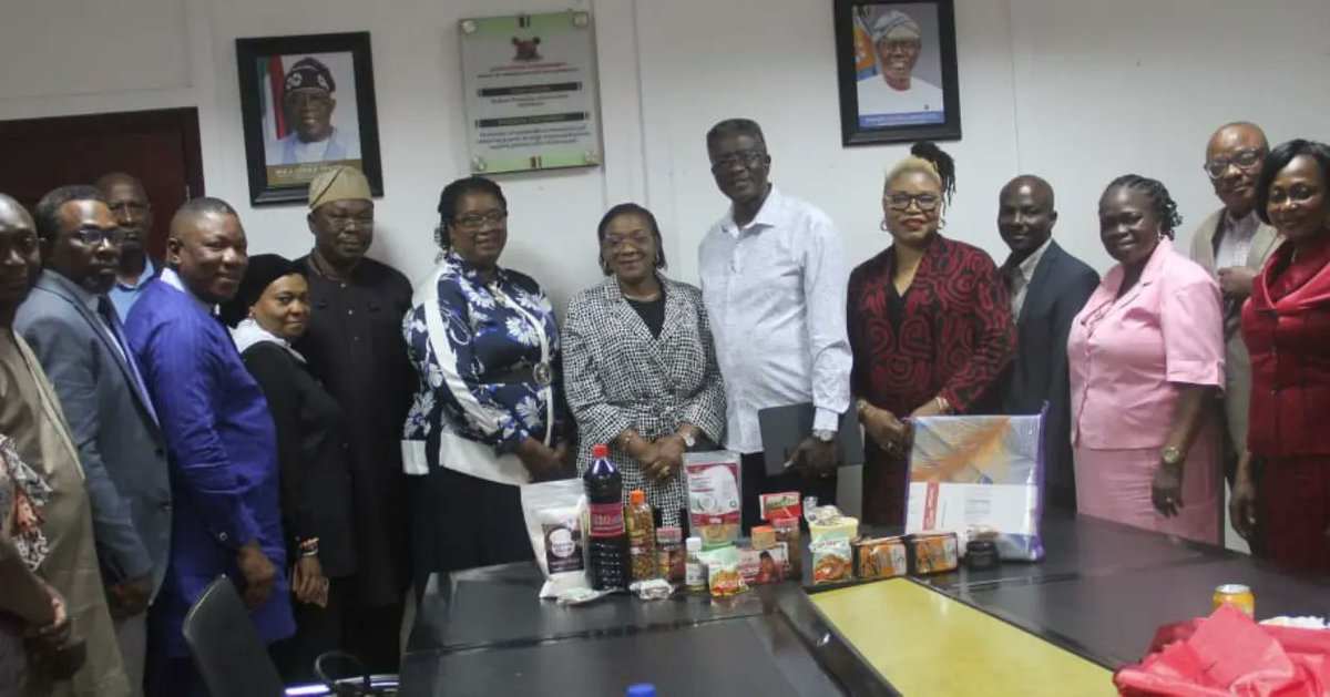 LasgMccti's tweet photo. Permanent Secretary, Ministry of Commerce, Cooperatives, Trade &amp; Investment, (CCT&amp;I), Mrs. Adetutu Oluremi Ososanya, FCA hosted the representatives of Nigeria Association of Small Scale Industrialists (NASSI), and that of the Lagos State Chapter of https://t.co/b1LeQ3nLsn