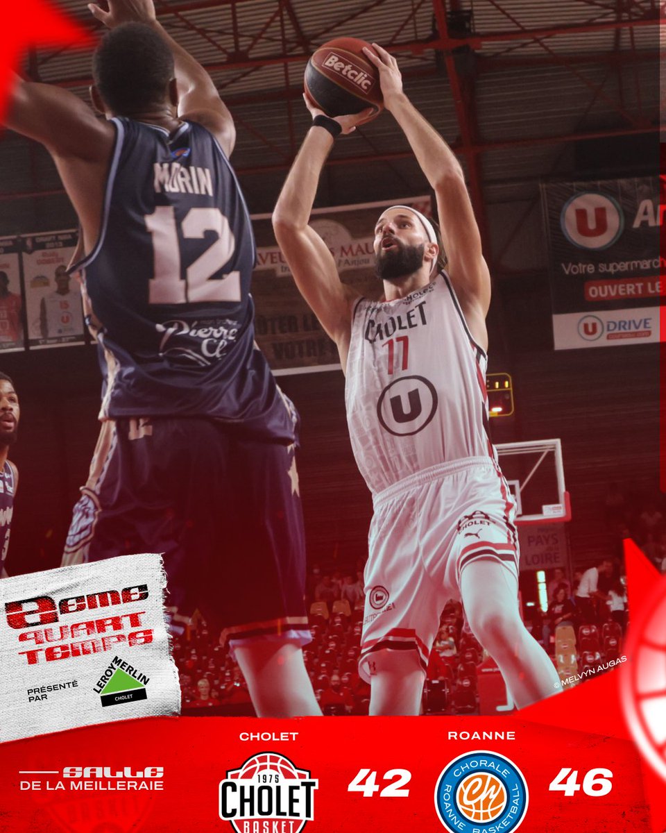 CB_officiel's tweet photo. Les Choletais souffrent au rebond et @ChoraleRoanne est devant à la mi-temps.

#CBCHO #CBFAMILY #BetclicElite @LNBofficiel https://t.co/edEmx6a0pe