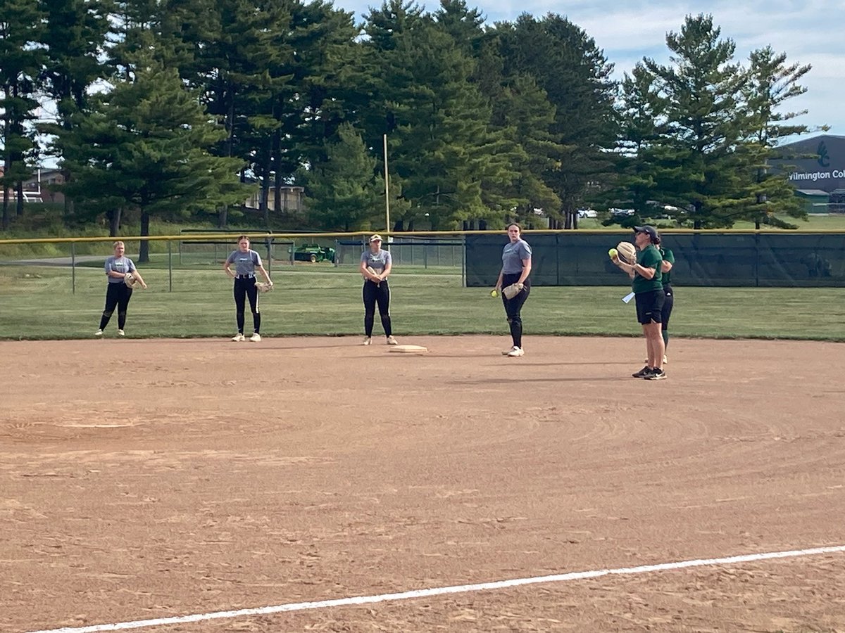 Wilmington Camp is underway today! We are enjoying learning from some amazing coaches and players. Glad to have these opportunities to share the field with college softball players and coaches.  <a href="/DubC_Softball/">Wilmington College Softball</a> <a href="/DubC_CoachMeg/">Megan Warren</a>