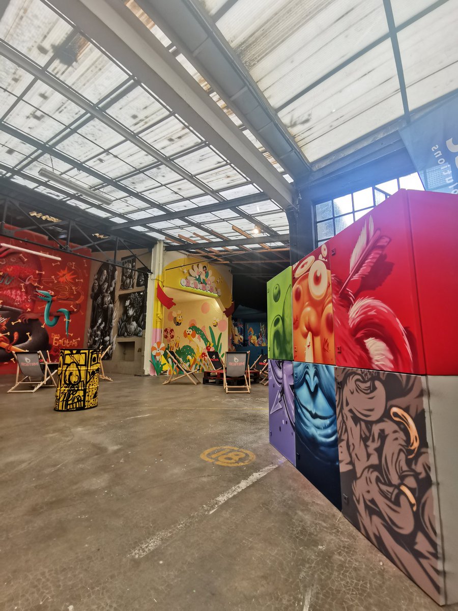 COLORS Urban Art Festival 2023 : 
👉 Les deux lieux d'expo "IN" sont ouvert ce samedi et ce dimanche ⚡
(2 expos indoor  + 1 bar + 1 shop éphémère + visites commentées + Gratuit)
colors-art.eu/colors-urban-a…