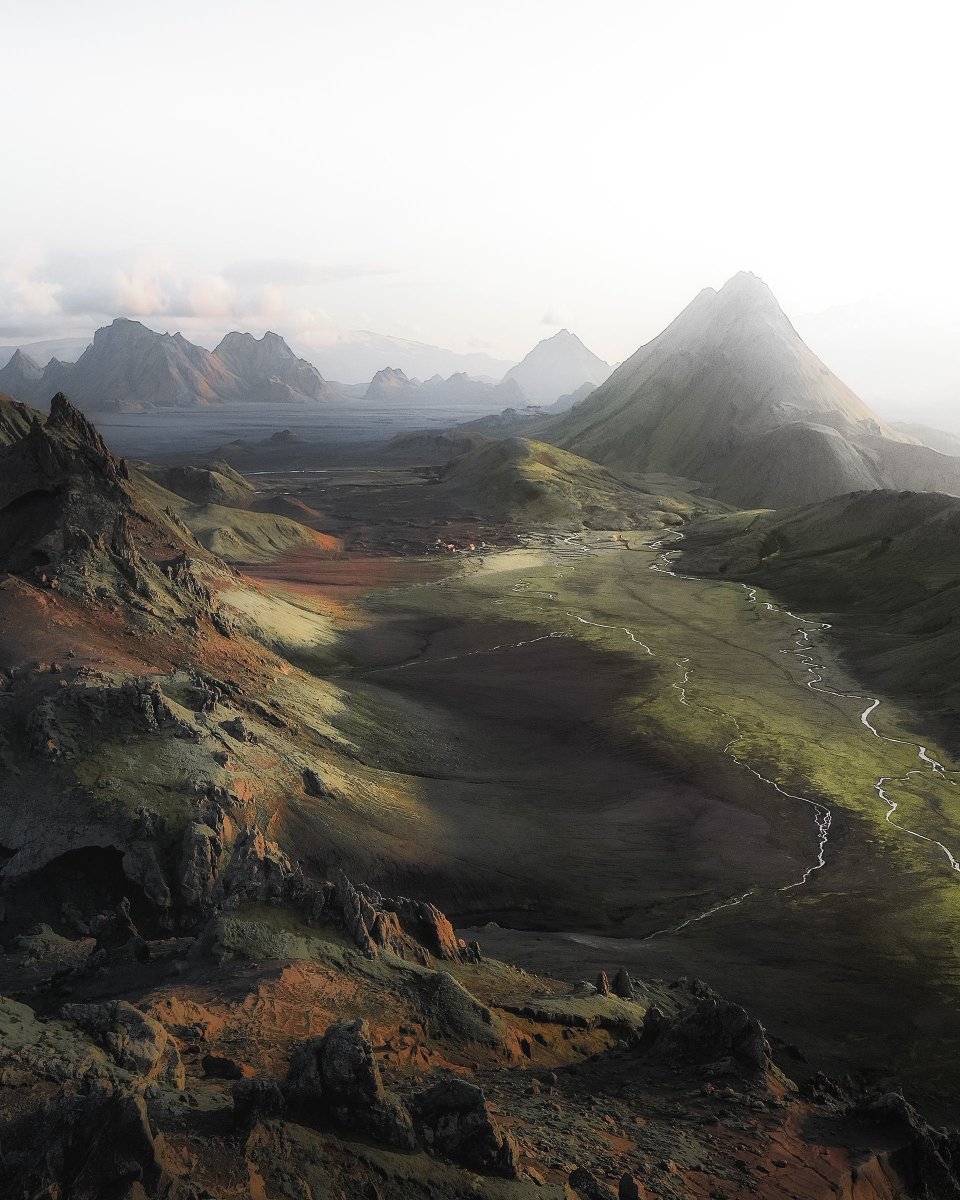 Today we celebrate the Day of Icelandic Nature 🌿🇮🇸 Join us in honoring Iceland's diverse and breathtaking landscapes that make #Iceland truly unique. #inspiredbyiceland