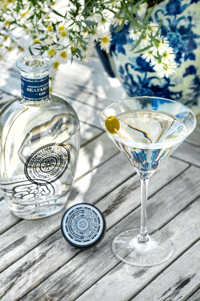 Rosemullion Distillery's Exquisite Gin Range
 
From the heart of Cornwall, with love and dedication, Andy &amp; Liz have created a selection of gins we believe you will fall head over heels for.

drinkfinder.co.uk/b/20759/