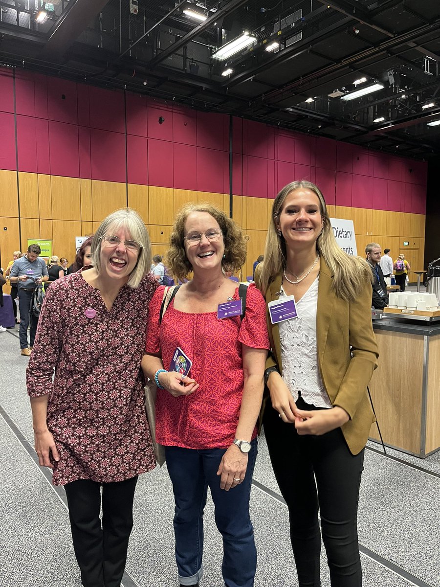 AhpDementia's tweet photo. Had a great day at the @alzscot conference yesterday #AlzScot23 , lots of great connections and reconnections made. However I also had many conversations with people living with dementia &amp; family carers &amp; it was great to be able to offer them practical self management resources https://t.co/ENLUHbe6gA