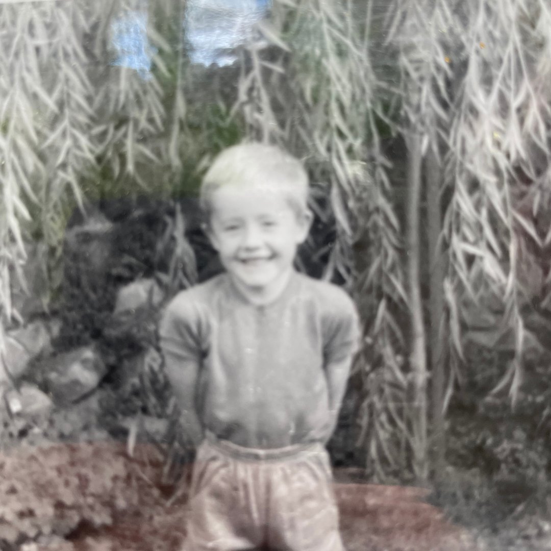 It's SatHAIRday—my trip down memory lane to revisit some quite awful pudding bowl haircuts I used to receive when I was a kid. Mmmm not sure the tucked jumper is working 😂 😂 😂
Please feel free to share your own ... go on, don't be a coward.