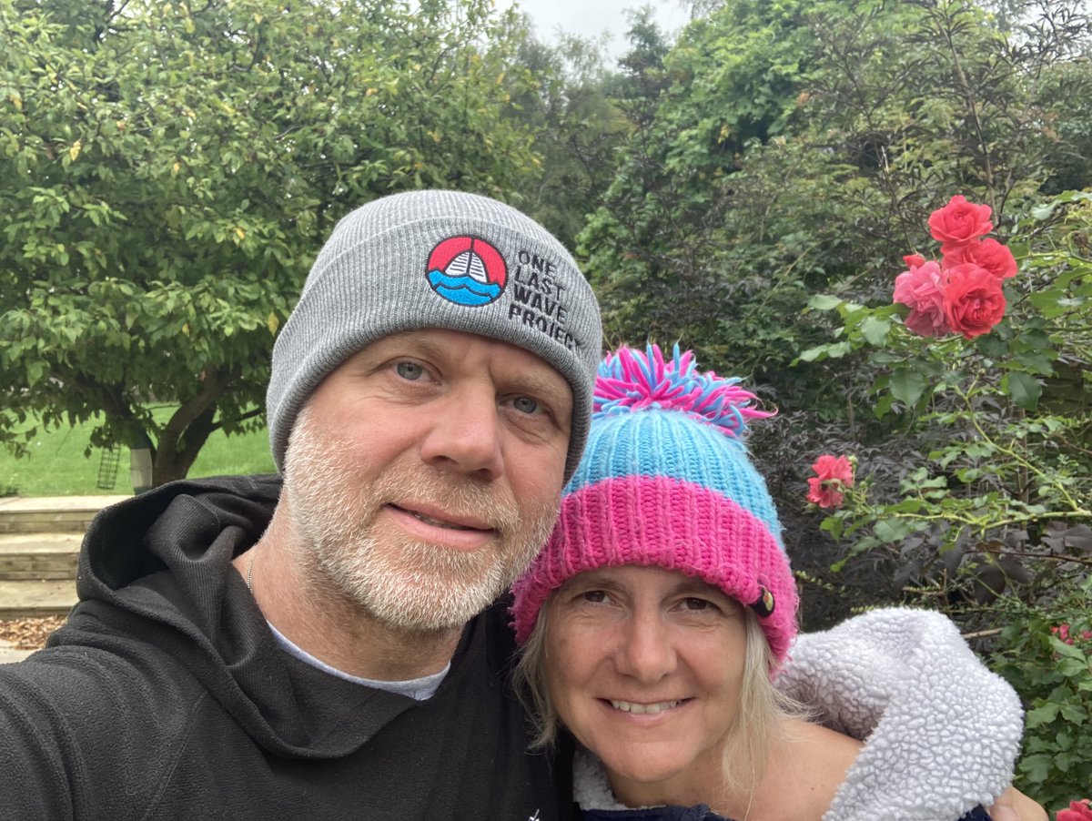 Up early this morning for our lake swim #RaceforRecipients #organdonation 2km in the bag for Team #BeMoreFrank ❤️