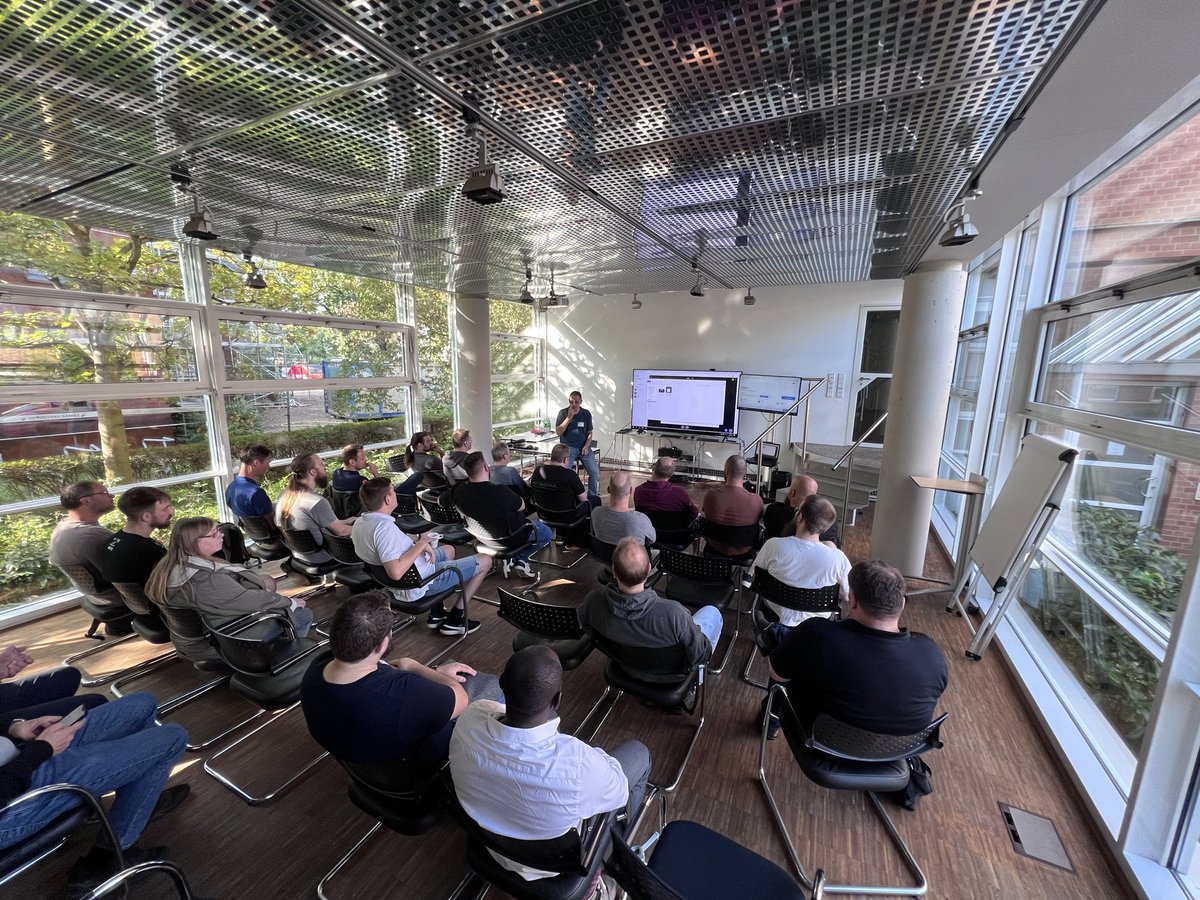 Thorsten Butz 🎗️ (@thorstenbutz) on Twitter photo 