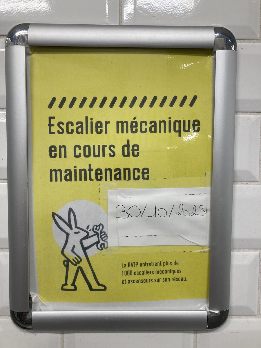 TraminotMasque's tweet photo. @eventabourrique @Ligne11_RATP Bingo !!! 😤😤😤 https://t.co/sPfxmwGZ4n