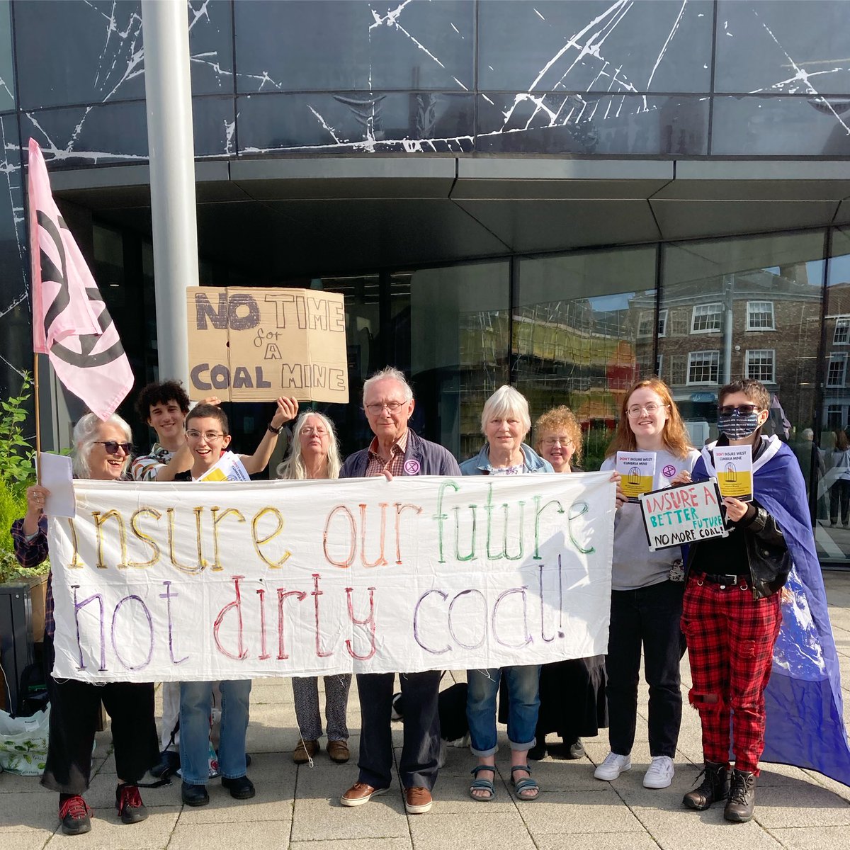 Yesterday we urged <a href="/HiscoxUK/">Hiscox UK</a> NOT to insure the West Cumbria Coal Mine ❌ if built, the mine would emit 8.4m tonnes CO2 every year 😫 #coalactionnetwork #nomorefossilfuels #ExtinctionRebellion #york <a href="/CoalActionUK/">Coal Action Network</a>