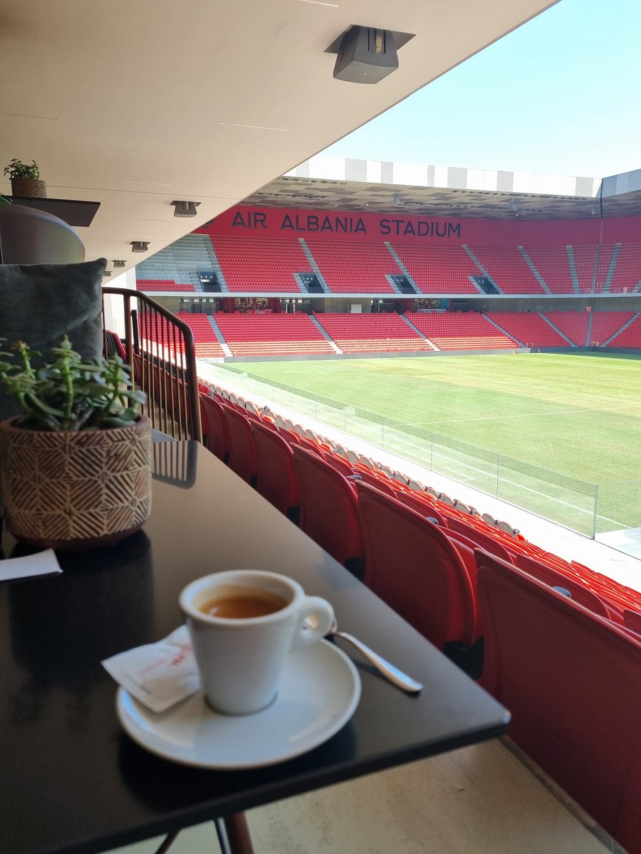 Corneel Bekaert tweet media