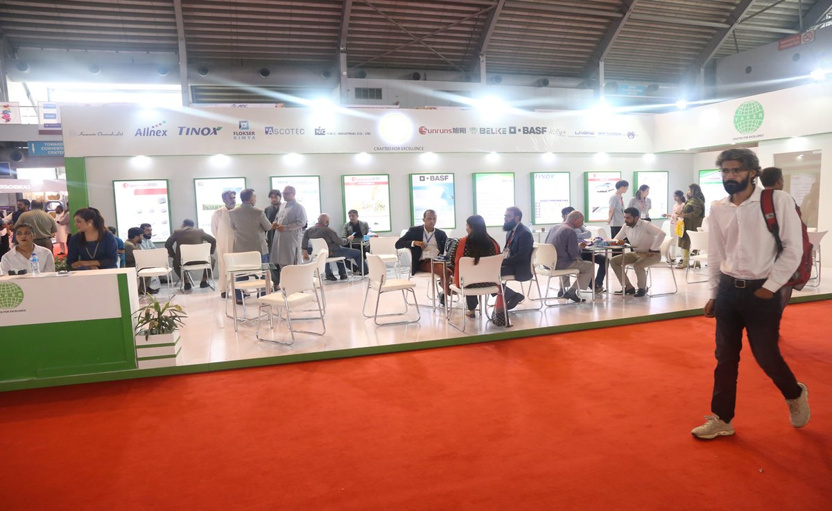 CentresExpo's tweet photo. Pakistan Paint &amp; Construction Chemicals Expo
Start date Sep 14, 2023
End date Sep 16, 2023
Glimpses of Last Day
Opening Hours: 11:https://t.co/vMIqzBKNtv to 07:00PM
Venue: Hall No 2, Expo Centers Lahore
#paint #painter #paintdesign #painting #construction #construction https://t.co/kCZXqC1gCE