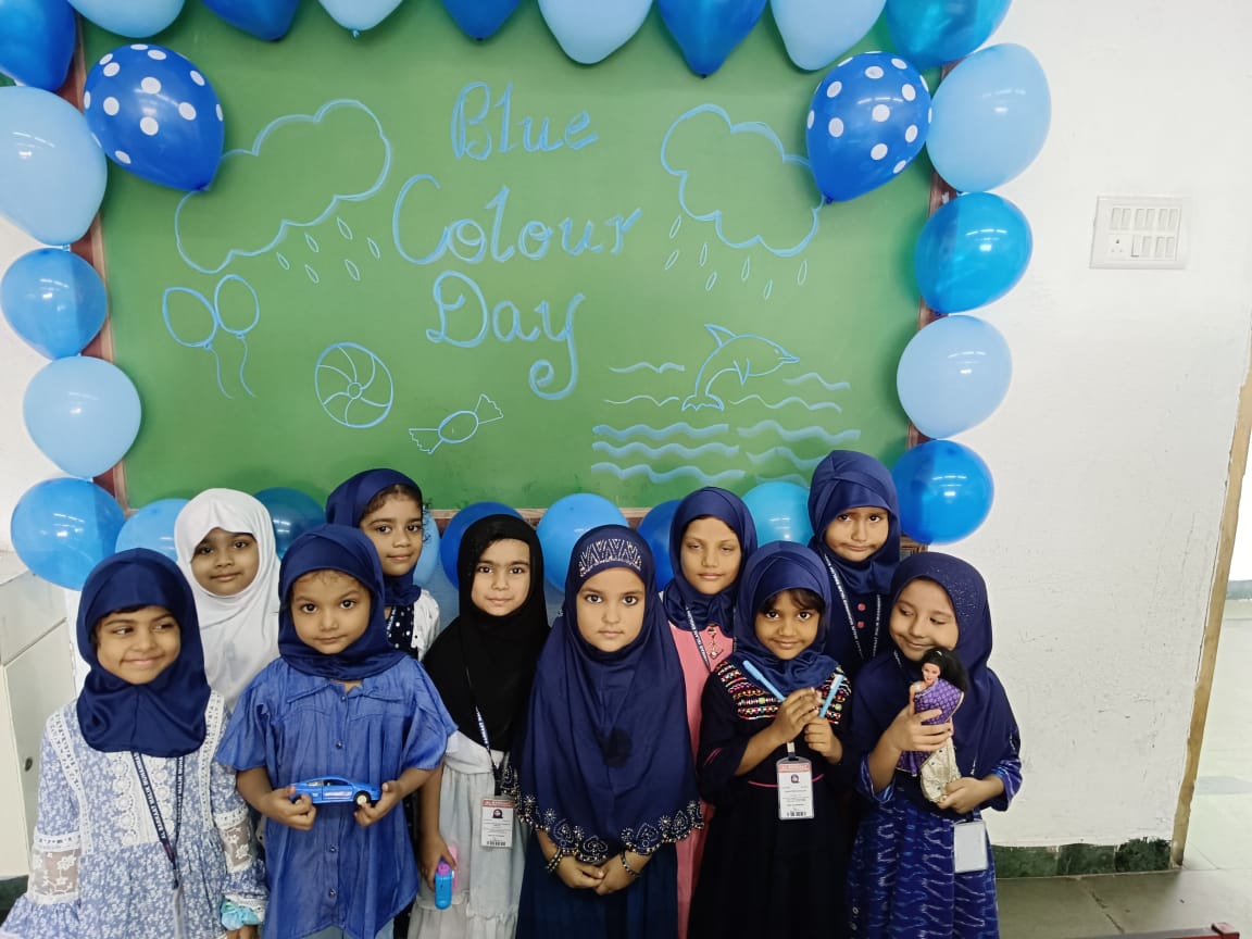 albarkaatschool's tweet photo. Our pre-primary students recently celebrated the Blue Color Day, showcasing their creativity and thoughtfulness. Here are some glimpses of our Lilliput's celebration. 1/3
#AlBarkaatSchool #ColorCelebration #RehbarFoundation #Kurla #Mumbai https://t.co/EMMOaLq7gU