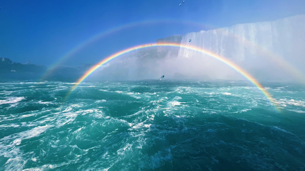 Maid of the Mist tweet media