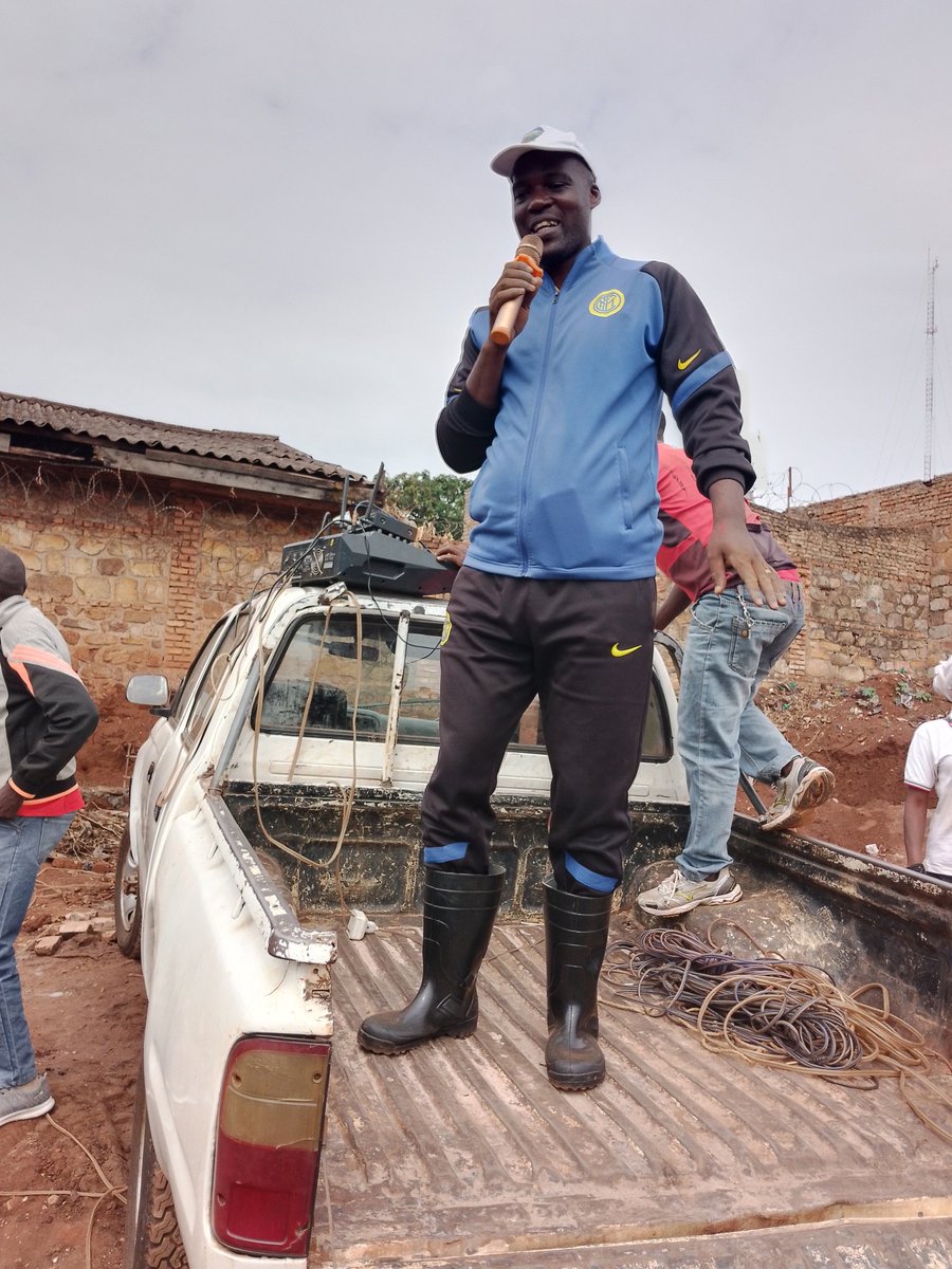 BuhumuzaProvinc's tweet photo. Ivyo bikorwa rusangi vyari vyatewe iteka na Nyakubahwa arongoye Sentare ijejwe kubahiriza ibwirizwa shingiro Valentin BAGORIKUNDA @Vabagor .
@BurundiGov 
@MininterInfosBi https://t.co/mhuiCa0i7j