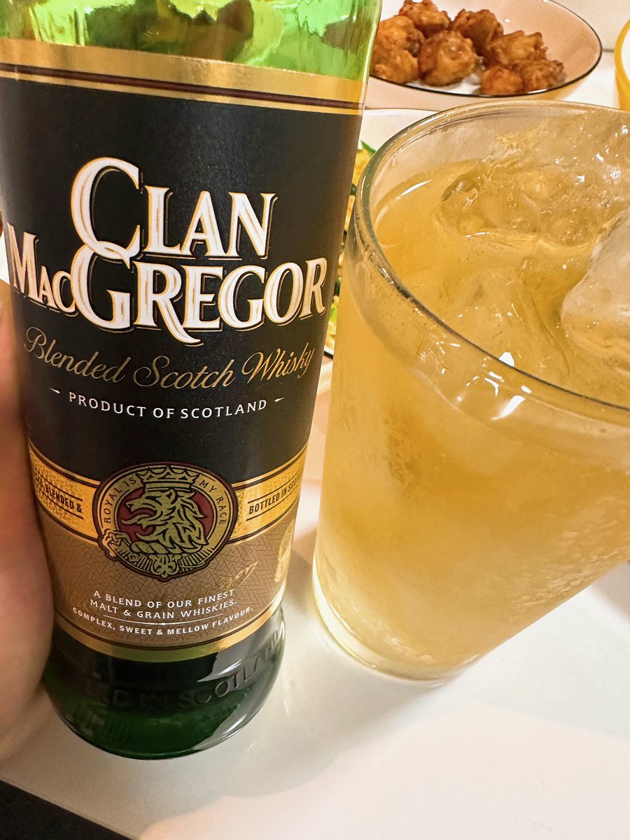 chokoemon722981's tweet photo. ハイボール飲んじゃいます😙
#クランマクレガー
#clanmacgregor
#ハイボール https://t.co/RA4oekTrQv