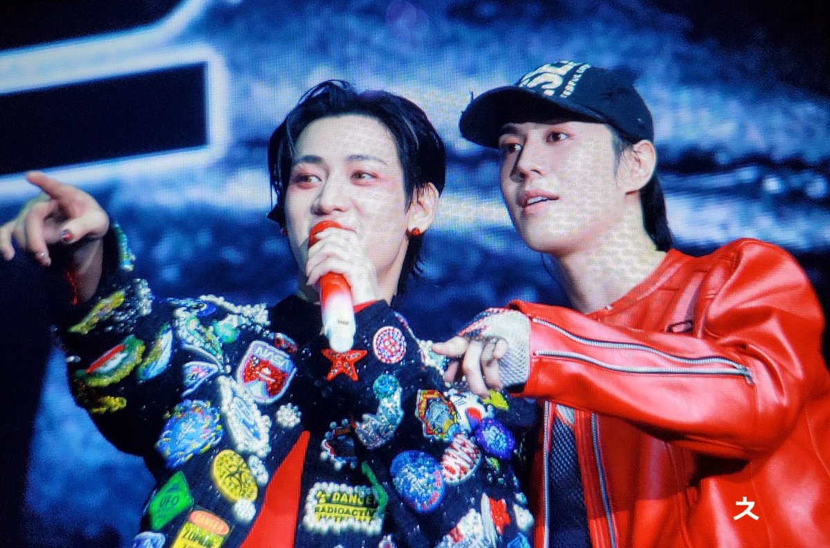 bubgyeom's tweet image. yugbam who have been best friends since trainees, supported eachother, watched eachother grow, said they’re soulmates, now both having successful solo careers and yugyeom saying how proud he is of bam while guest performing at his first solo tour yeah i’m emotional i love them sm