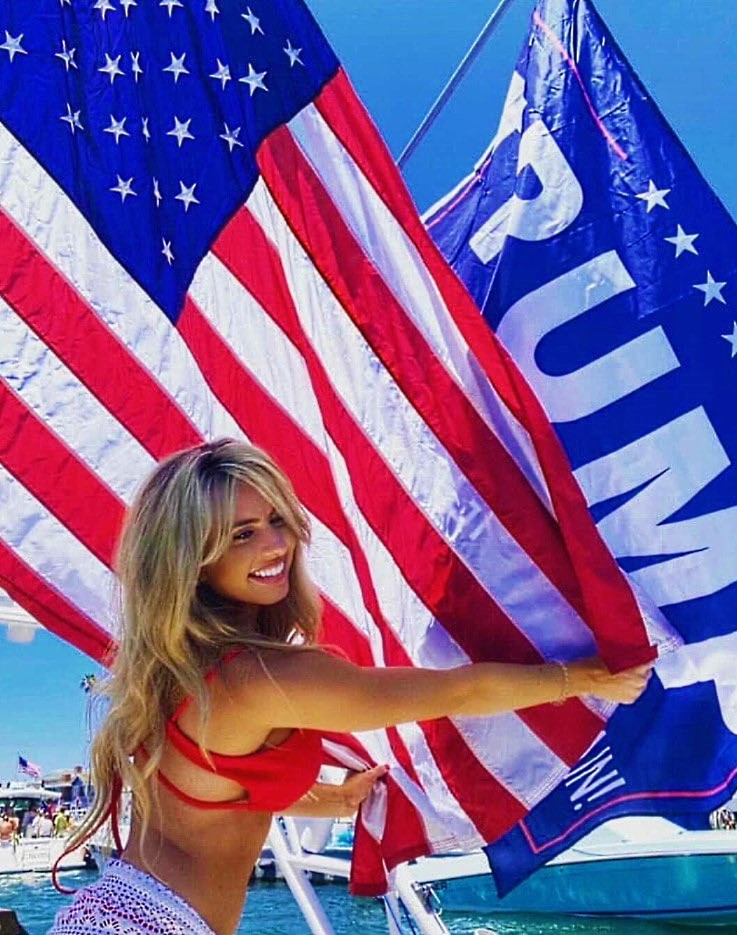 USABookClub's tweet photo. And just like that, you don't need to be a Biologist to tell I am a #woman ... 😘💕 

✔️ And an #AmericaFirst #Trump2024 woman at that. 🇺🇲 😉 https://t.co/pr68LCGjJF