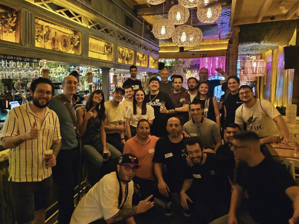 Niftys, muchas gracias a todos los que vinisteis al evento de #SuperTeamWorldTour de <a href="/SuperteamDAO/">Superteam (old)</a> en Madrid con <a href="/HeavyDutyBuild/">Heavy Duty Builders</a> &amp; <a href="/IRLeventsES/">IRLevents</a>. Fue un inicio de temporada perfecto

Traemos mas cosas pronto, estad atentos 👀