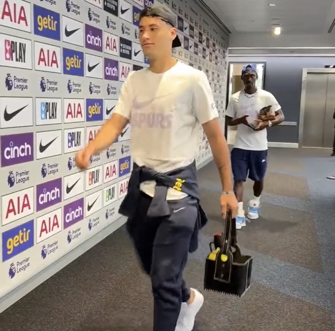 The Spurs Express tweet media