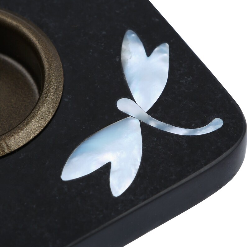 qualitycrafts0's tweet image. Bring light into muted corners &amp;amp; get your home party ready with this stone tea light holder. This decor piece is adorned with semi-precious Abalone Shell in a dragonfly motif, depicting happiness &amp;amp; new beginnings. #tealightholder #lightholder #homdecor #qualityhandicraft #quality