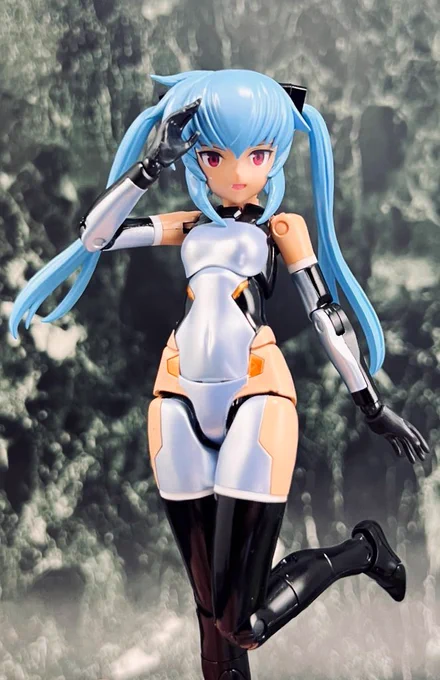 #私の作品知ってもらえたら幸せの極みよしよし再掲再掲プラモと絵の2方向からの攻撃だ喰らえ 