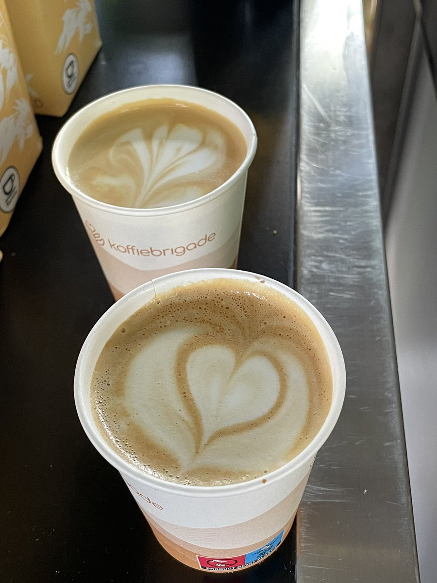 andrevanschie's tweet image. Echt heel gezellige sfeer bij opening @MobWeekUtrecht met gratis 🍦☕️ en heel veel leuke fietsactiviteiten #komook