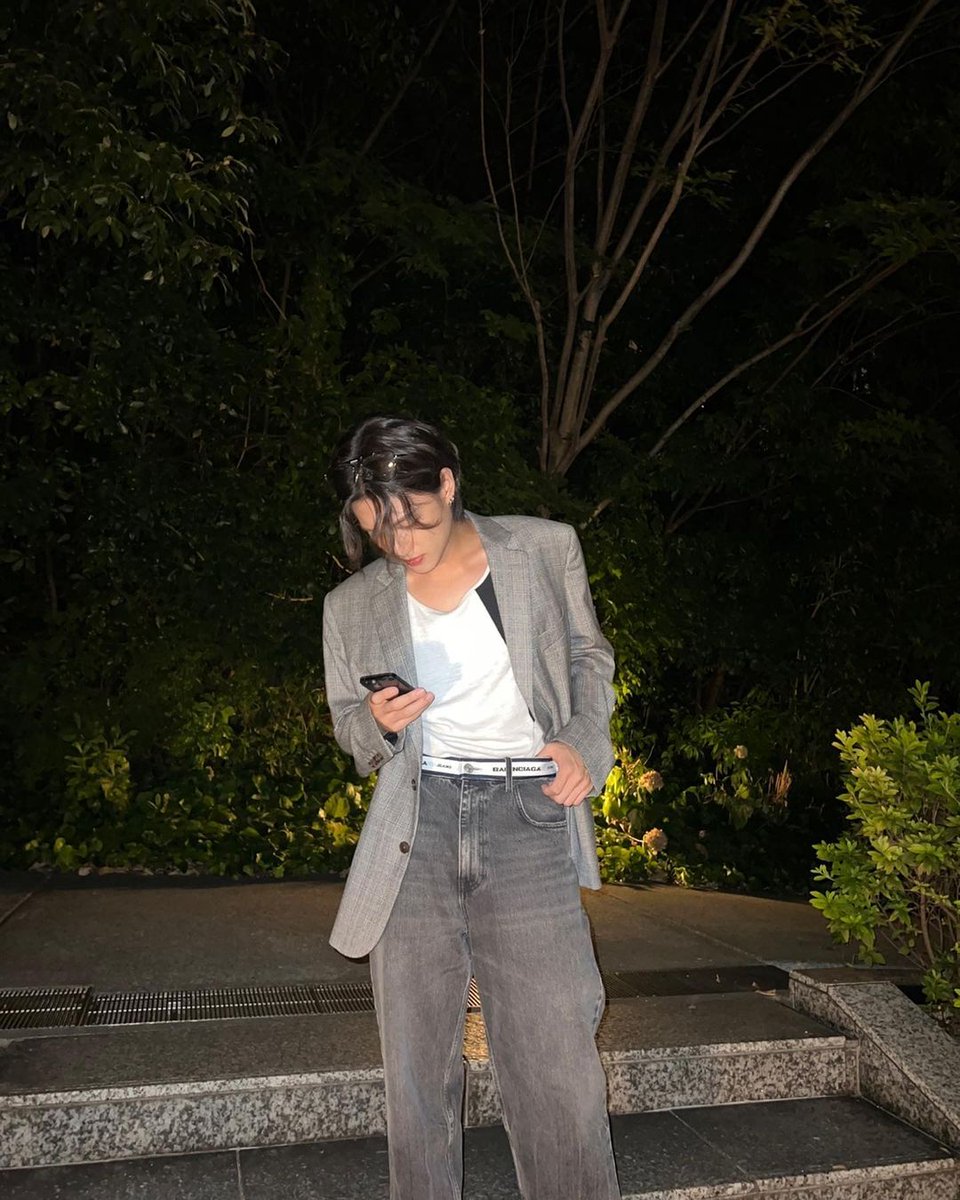 J. Woo tweet media