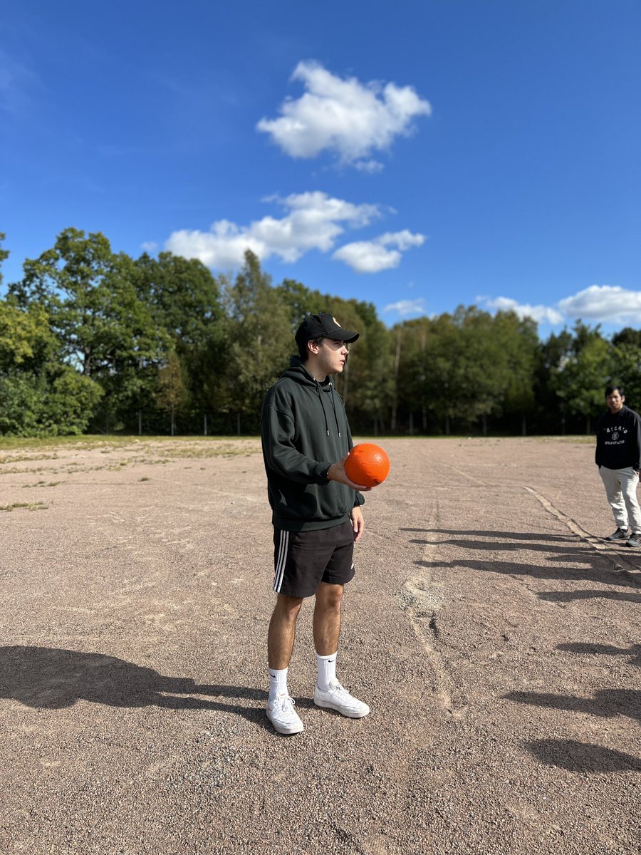 GameZoneSE's tweet photo. Spökbollen på Gamezone X Esportal blev en succé i det underbara vädret!
Glöm inte att ta en paus ifrån spelandet för att kunna njuta mer när du är tillbaka vid datorn!
#gamezone23 https://t.co/5foAiCXNVY