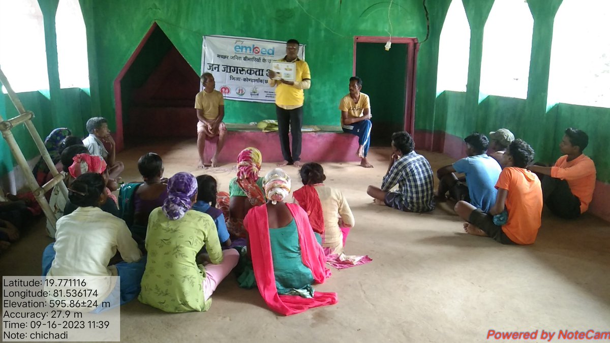 एंबेड फैमिली हेल्थ इंडिया जिला कोंडागांव विकासखंड फरसगांव ग्राम पंचायत बडेडोंगर में सामुदाय मिटींग में मलेरिया डेंगू से बचने हेतु माडुल दिखा कर जानकारी दीया