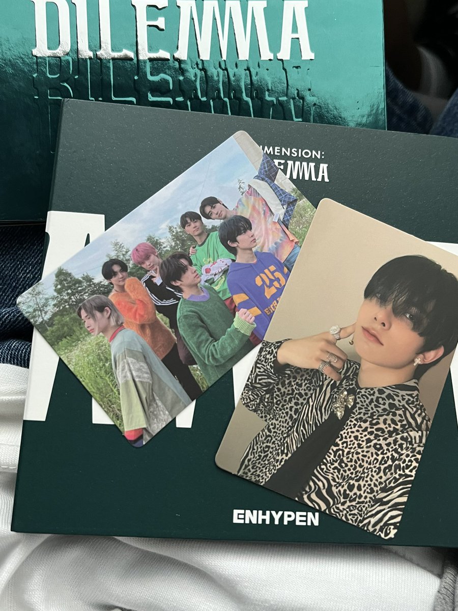 wtt lft 
have : hee poke cheek
want : jay d:d essential pc