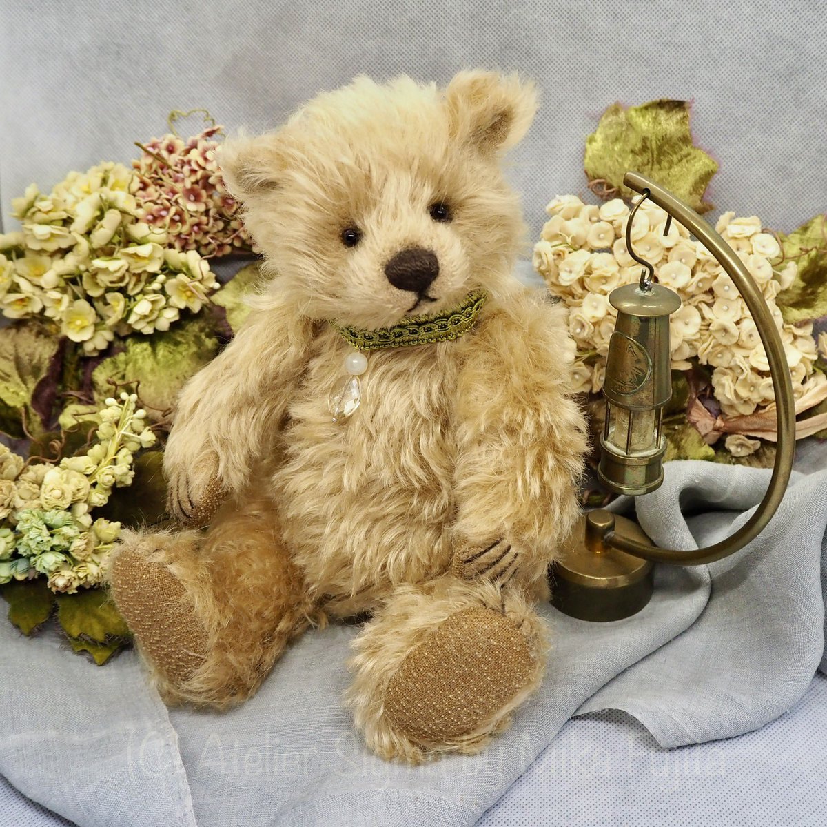 sigma_mikarin's tweet photo.
“Ryan”
25cm
***
See you at Hugglets TEDDIES Festival
Stand 130 in Hall3
Sunday, 17 September 2023
Kensington Town Hall, London 🇬🇧
https://t.co/LmwzvRiwQM
#ateliersigma
#Hugglets
#TEDDIES2023
#artistteddy
#teddybear https://t.co/vc3Ri6js4c