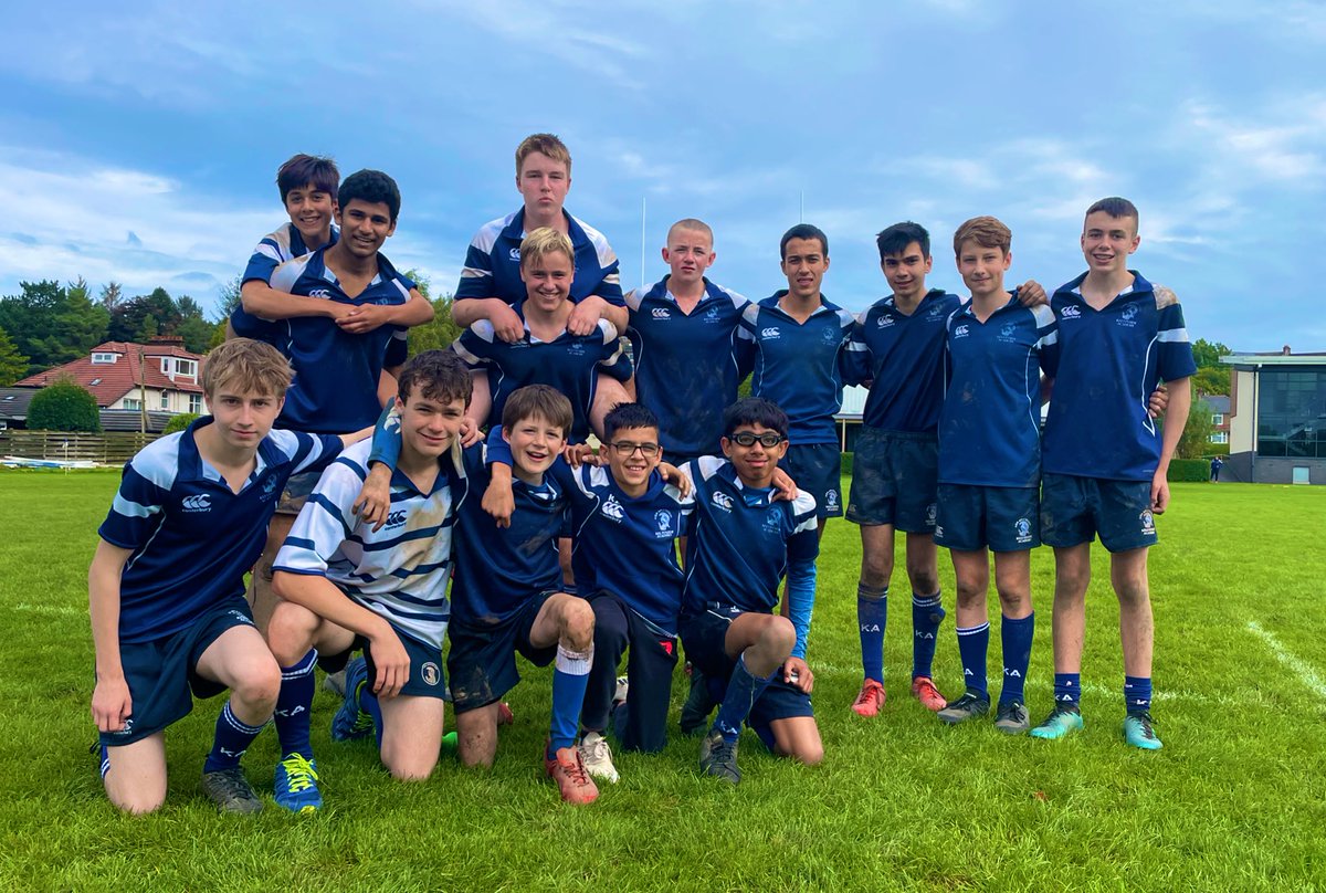 @Kelvinside1878 S3 rugby squad had a great run out against a strong @StColSchool  side. Over 80 points scored in a close game with KA just getting the win.  Lots of standout performances and top coaching from those unable to play. This group of guys are doing  @KA_PhysEd proud 💪🏼