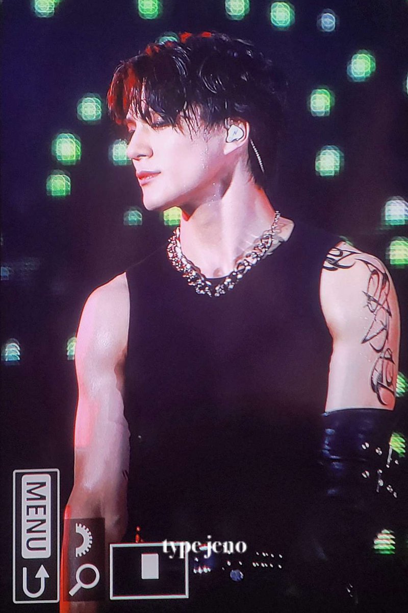 jeno pics 👑 tweet media