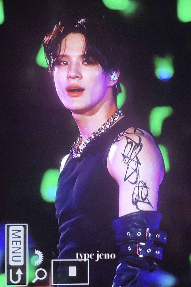 jeno pics 👑 tweet media