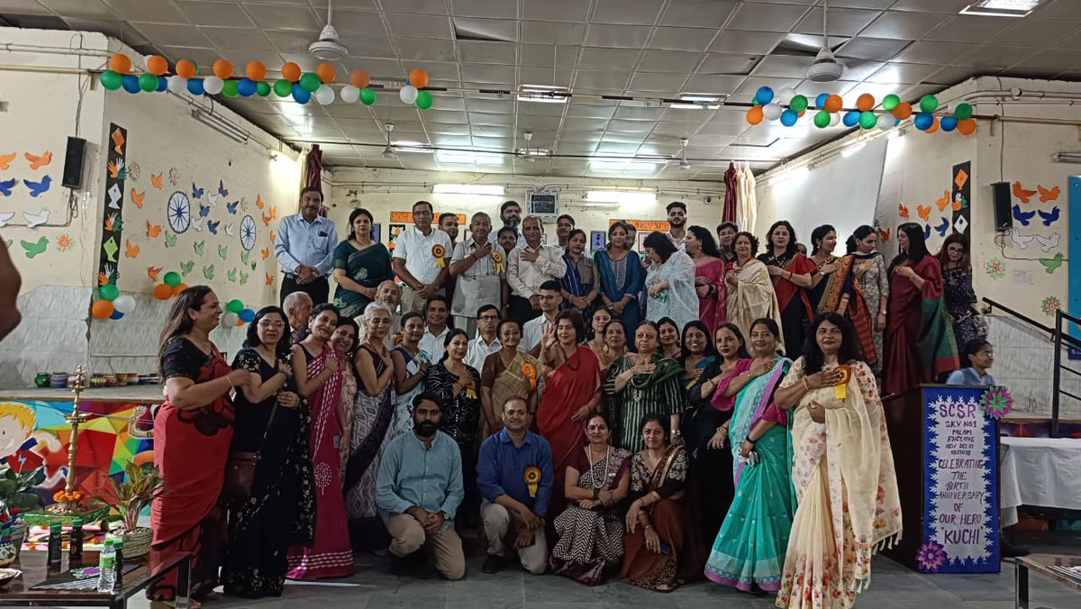 #Thread
Today, I realised a dream. A dream that I saw when I joined Shaheed Captain Sumeet Roy SKV No 1 at Palam Enclave as a Mentor in the year 2021. I knew that we owe a lot to  the martyr for bearing his name <a href="/LestWeForgetIN/">LestWeForgetIndia🇮🇳</a> <a href="/PbpandeyB/">B P Pandey</a> @deshbhaktidelhi <a href="/Dir_Education/">DIRECTORATE OF EDUCATION Delhi</a>