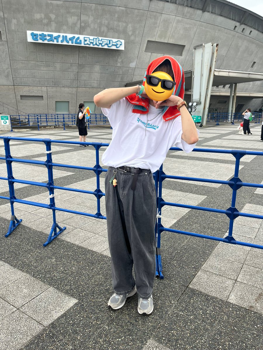 moyachyun's tweet photo. 生で見るはっとりさんかっこよかったぁ
また行きたいな
#macarock0616 https://t.co/TQ7eq1pFqp