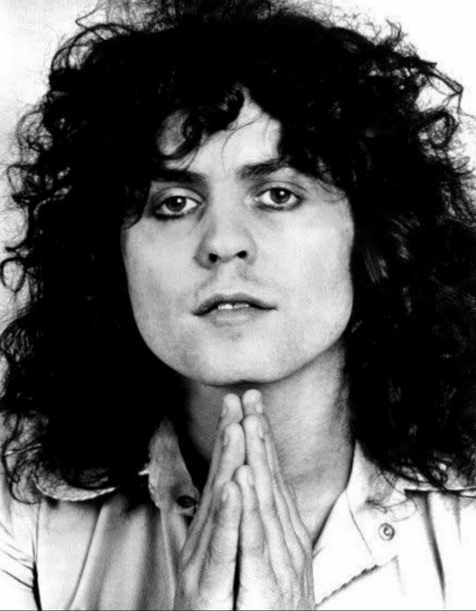 Remembering Marc Bolan today who tragically left us 46 years ago today.  He was a beautiful soul inside and out, his music was a gift to us all. Thank you for all the beautiful memories and music.  Forever missed and forever in my heart.❤️🕊️❤️
#marcbolan #Trex #kalmiyh