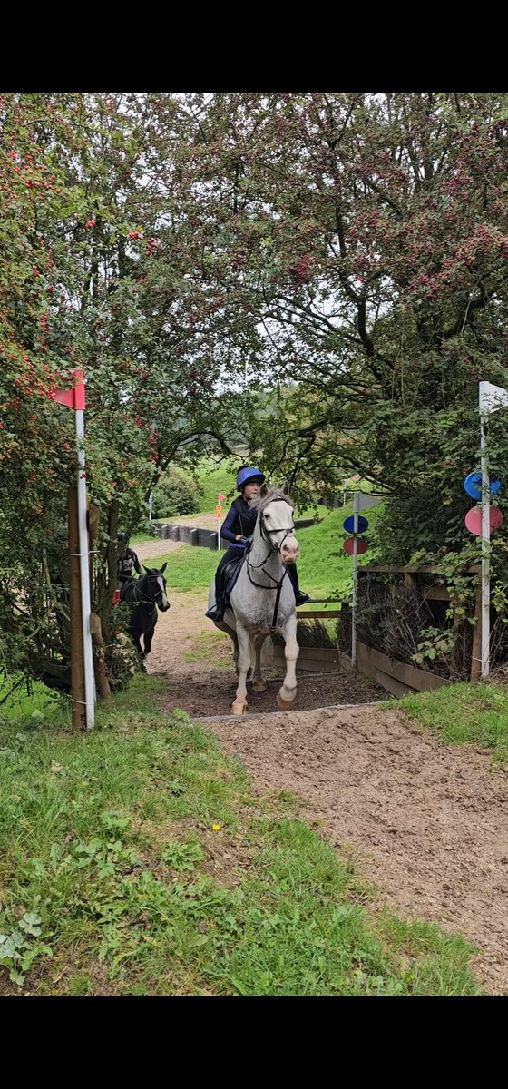 ColinWagner20's tweet photo. Thanks again to #Elandlodge X Country, super well done Olivia and Wurly 💙❤️👍🏼 https://t.co/jFcnVC0pcA