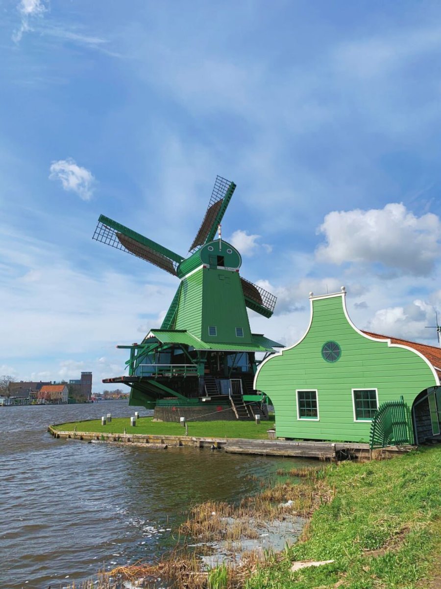 Lu Christina tweet media